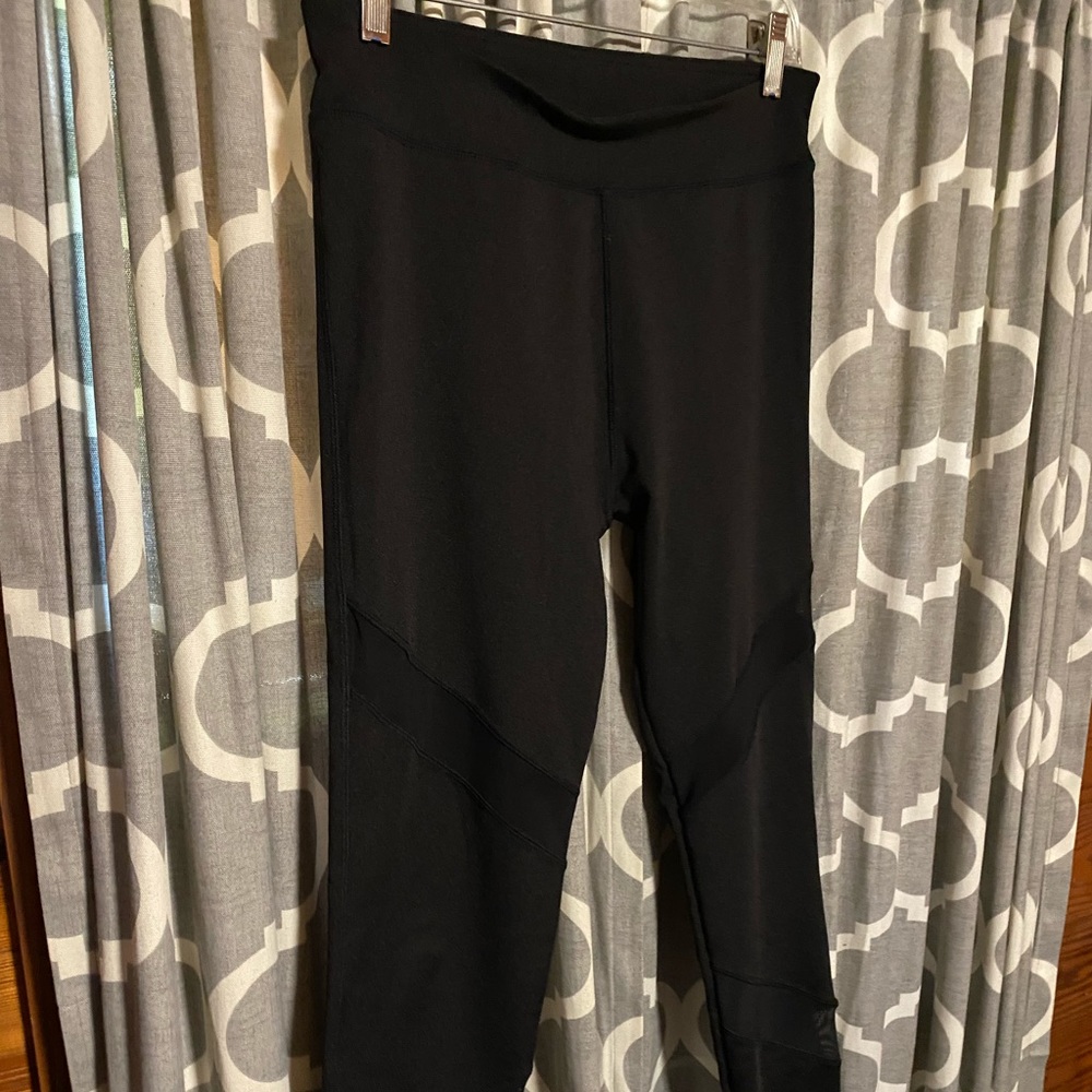 Women’s medium black tights
